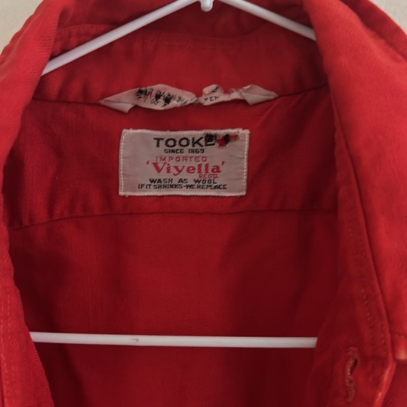 Red button up shirt - Picture 2 of 3